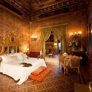Affittacamere Palazzetto Pisani Grand Canal, Venezia